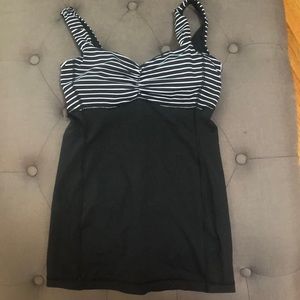 Lululemon top